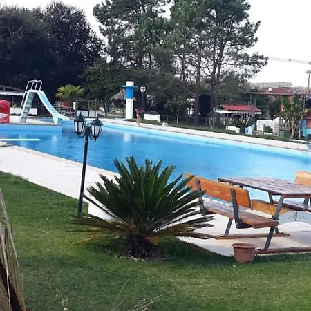 Au Bord De La Piscine 4 Pers 5a Parque de Campismo Burinhosa