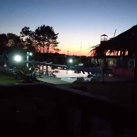 Au Bord De La Piscine 4 Pers 5a Кемпинг